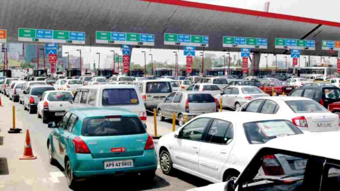 Toll Tax Rules: These 25 people do not have to pay toll tax anywhere in the country, check the list